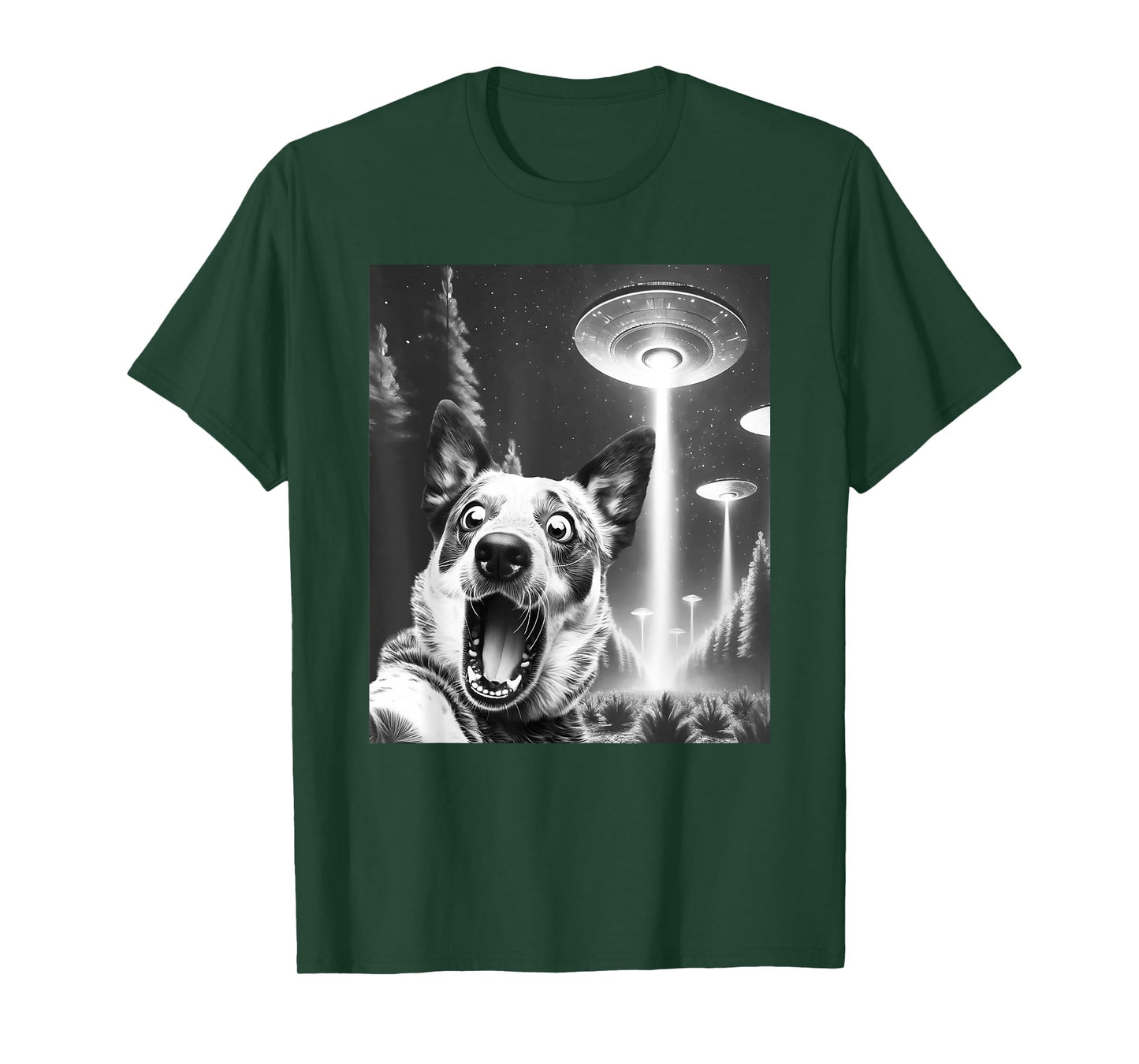 Funny Blue Heeler Alien UFO Taking a Selfie Dog Mom Dad T-Shirt