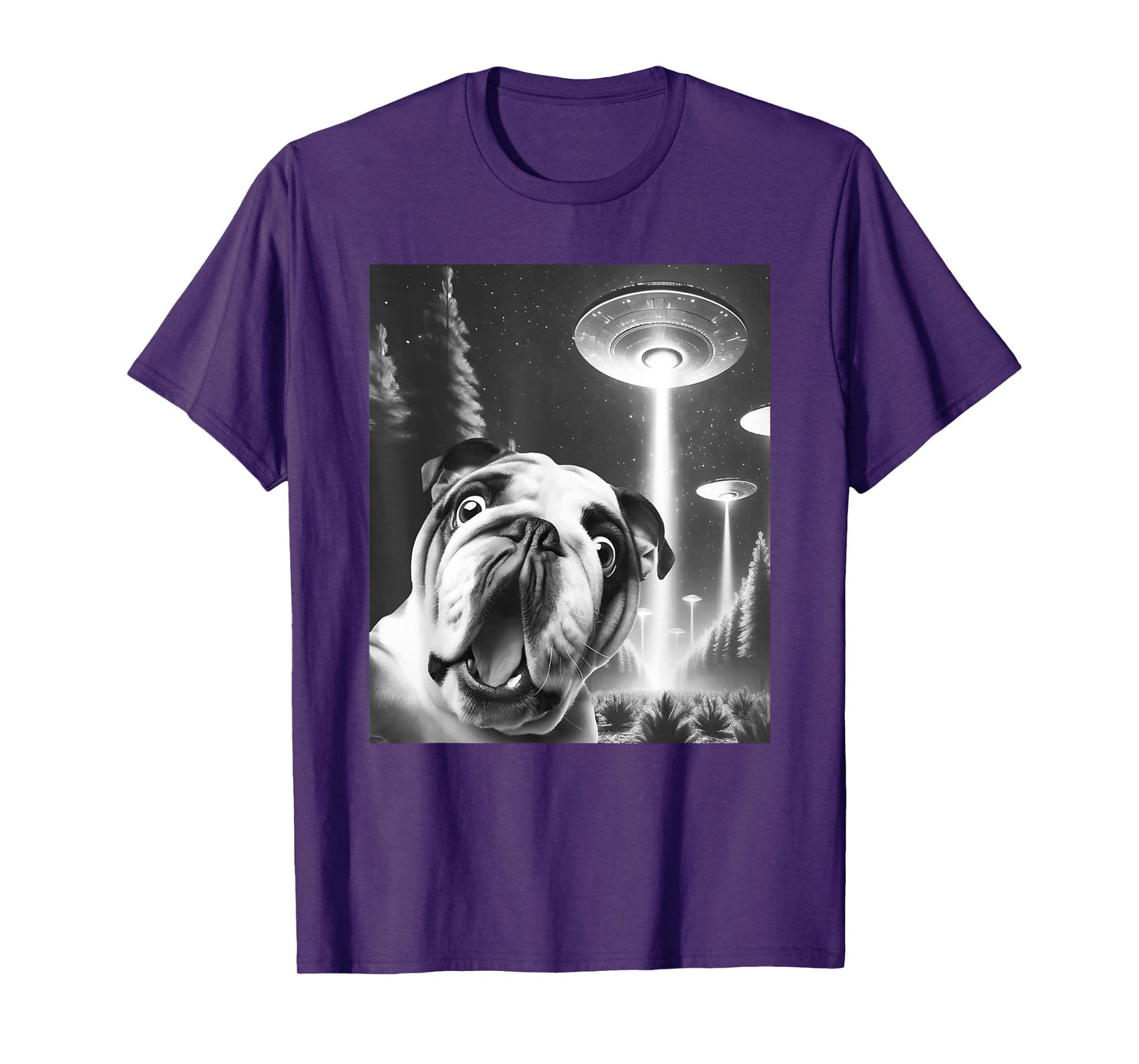 Funny English Bulldog Alien UFO Taking a Selfie Dog Mom Dad T-Shirt