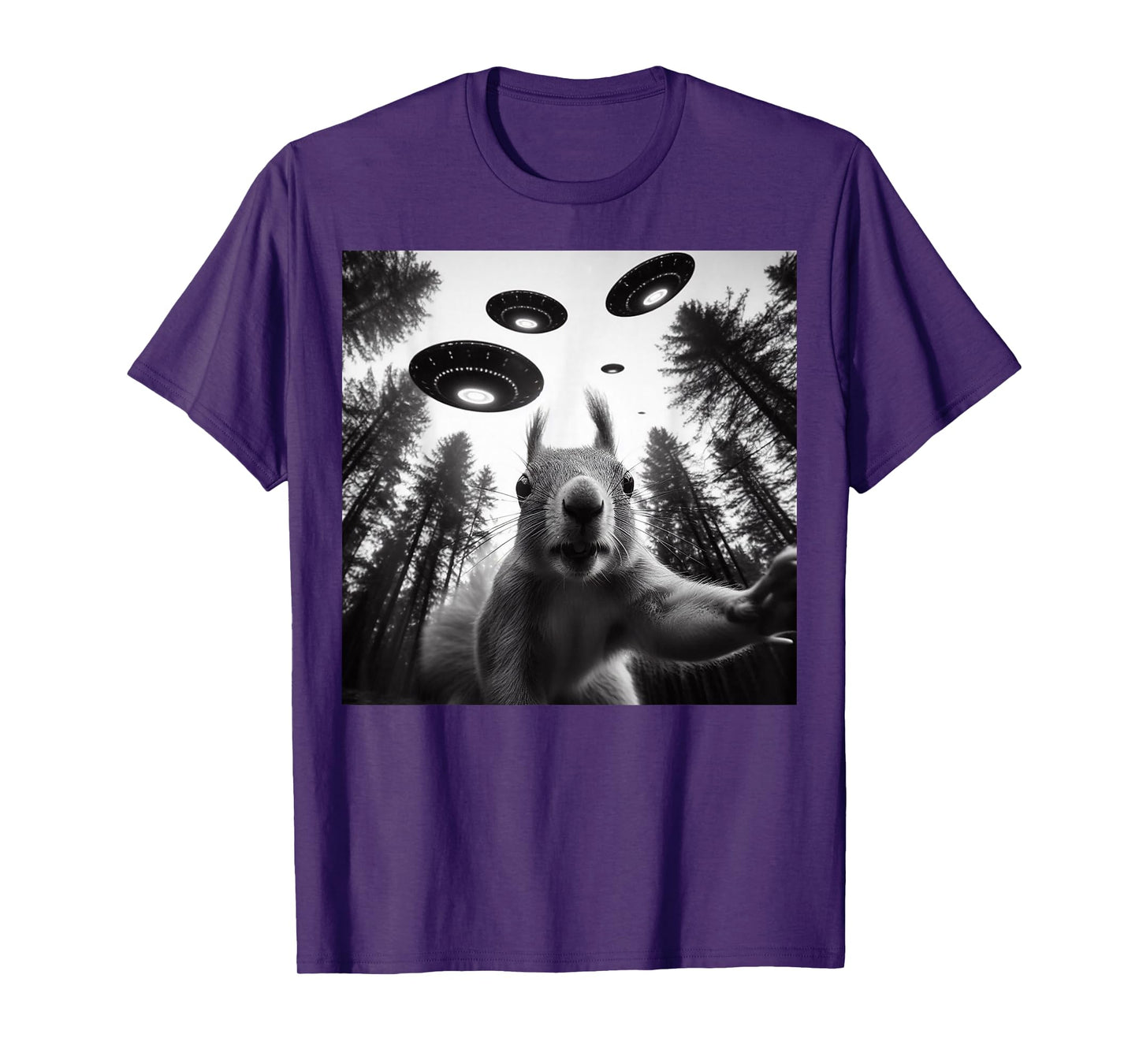 Squirrel Selfie With Alien UFO Funny Gifts For Men Women Kid T-Shirt