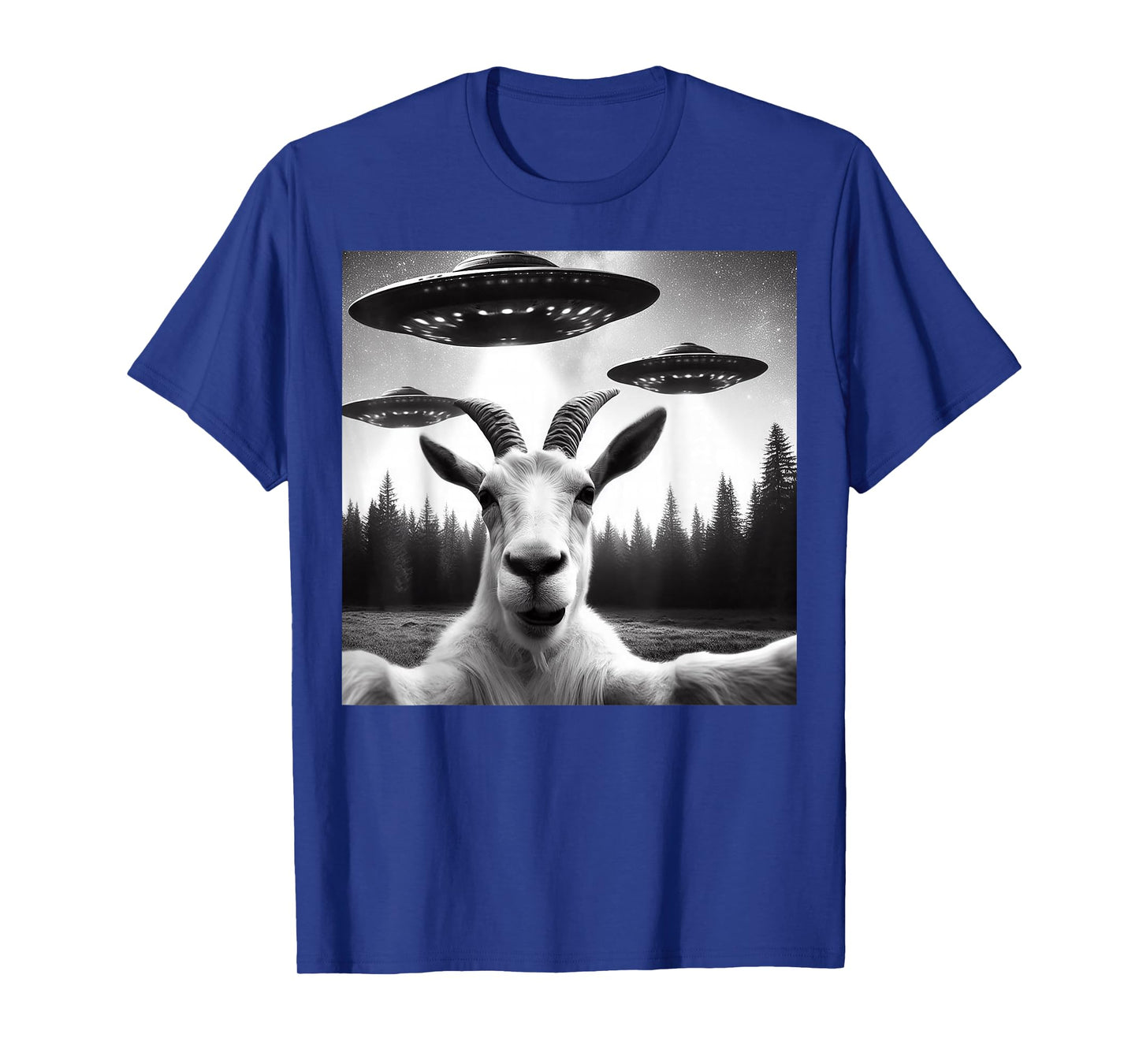 Goat Selfie With Alien UFO Funny Goat Gifts For Men Women T-Shirt