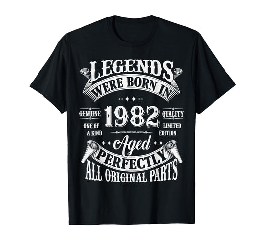 43rd Birthday Tee 43 Years Old Vintage Legends Born In 1982 T-Shirt