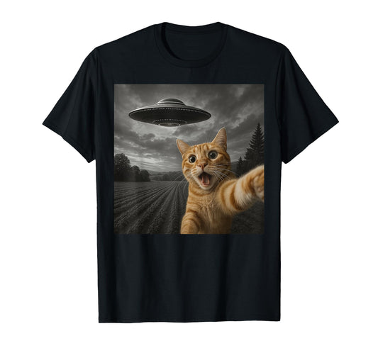 Cat Selfie With Alien UFO Funny Cat Gifts For Men Women Kid T-Shirt
