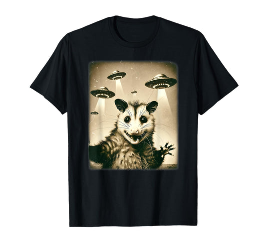 Funny Opossum Selfie With UFO Alien Humor Hilarious Possum T-Shirt