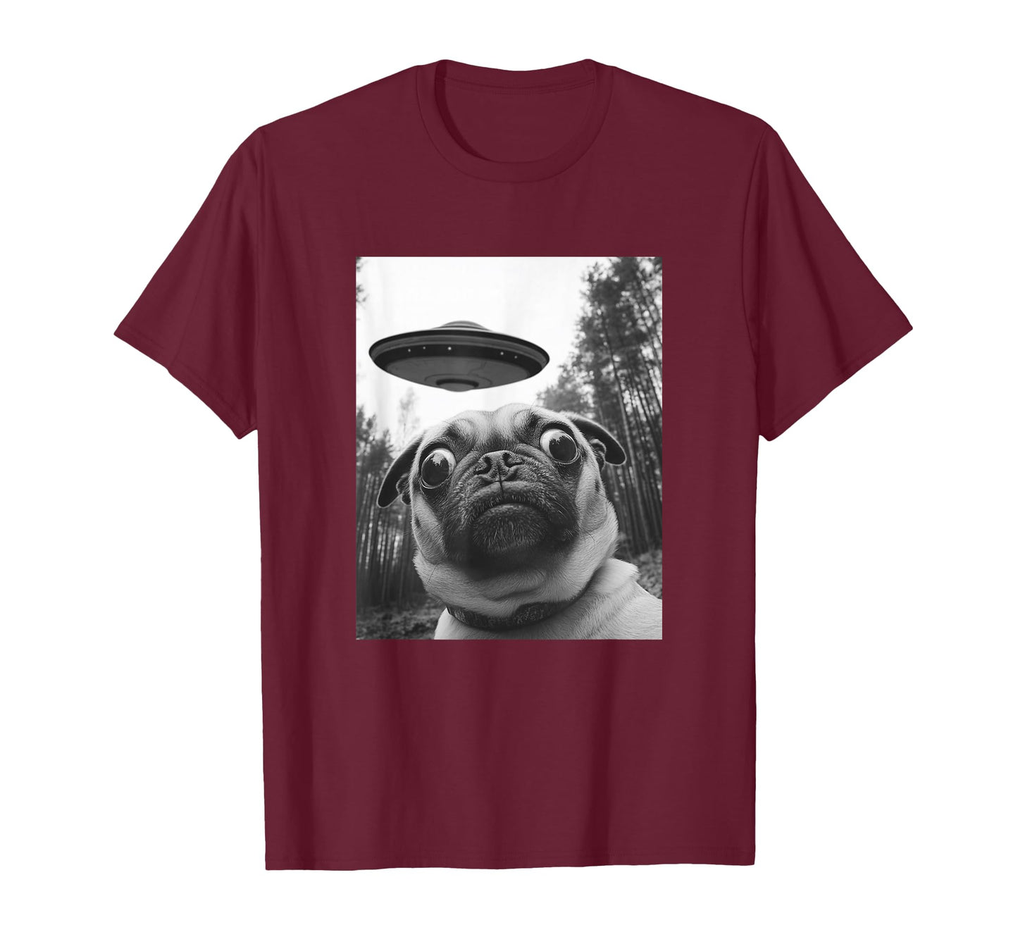 Funny Pug Selfie with UFO T-Shirt