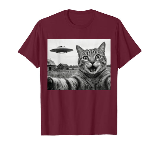Funny Cat Taking Selfie with UFO Alien Spaceship Meme T-Shirt