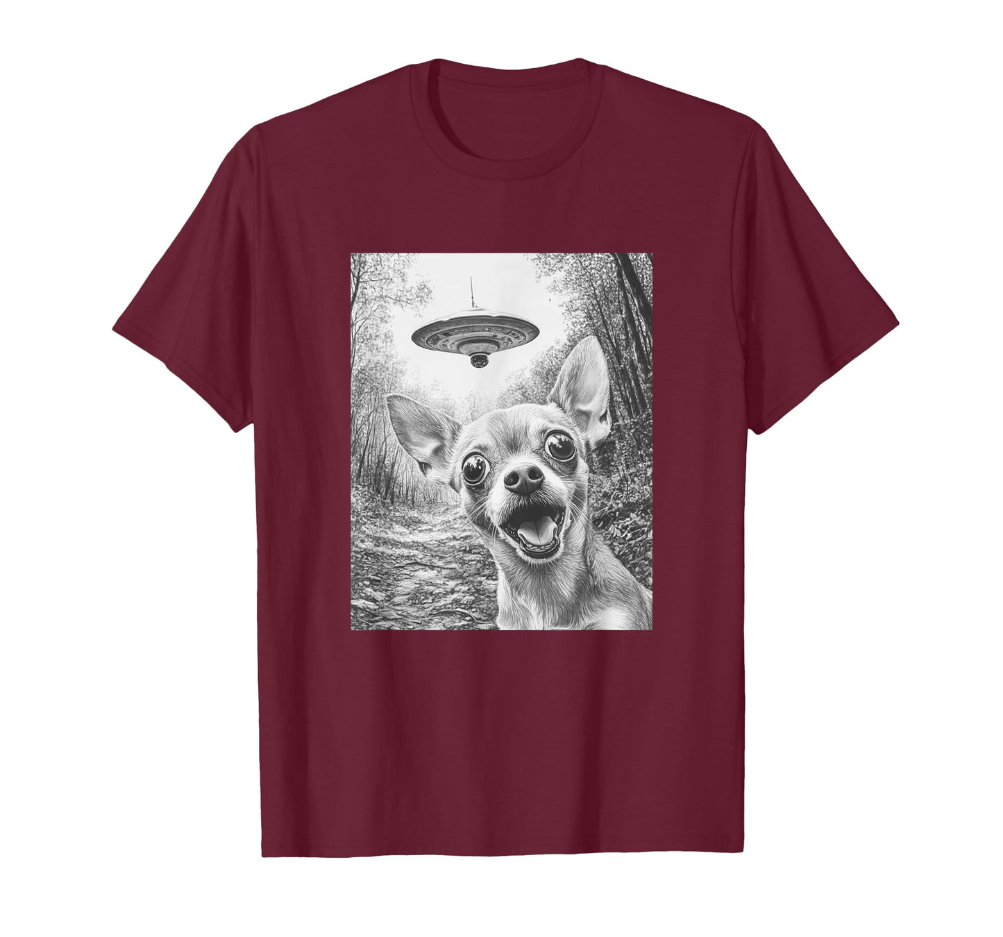 Funny Alien Chihuahua Selfie with UFO T-Shirt