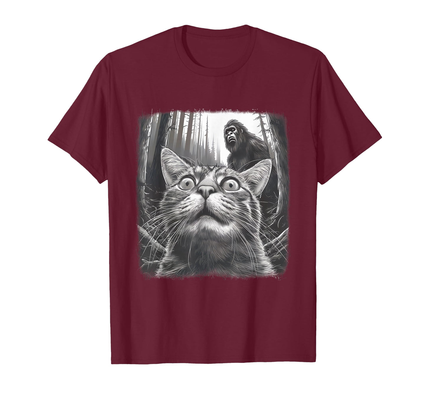 Surprised Scared Cat Selfie With Sasquatsch Bigfoot 0D4ERF T-Shirt
