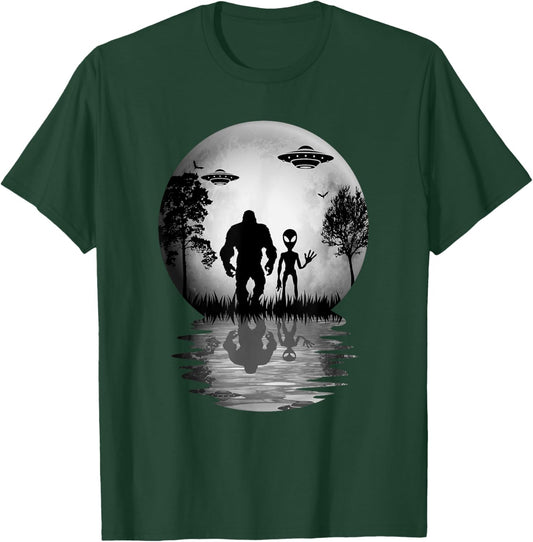 Funny Alien Bigfoot Moon Sasquatch UFO For Boys T-Shirt - T-Shirt | Forest