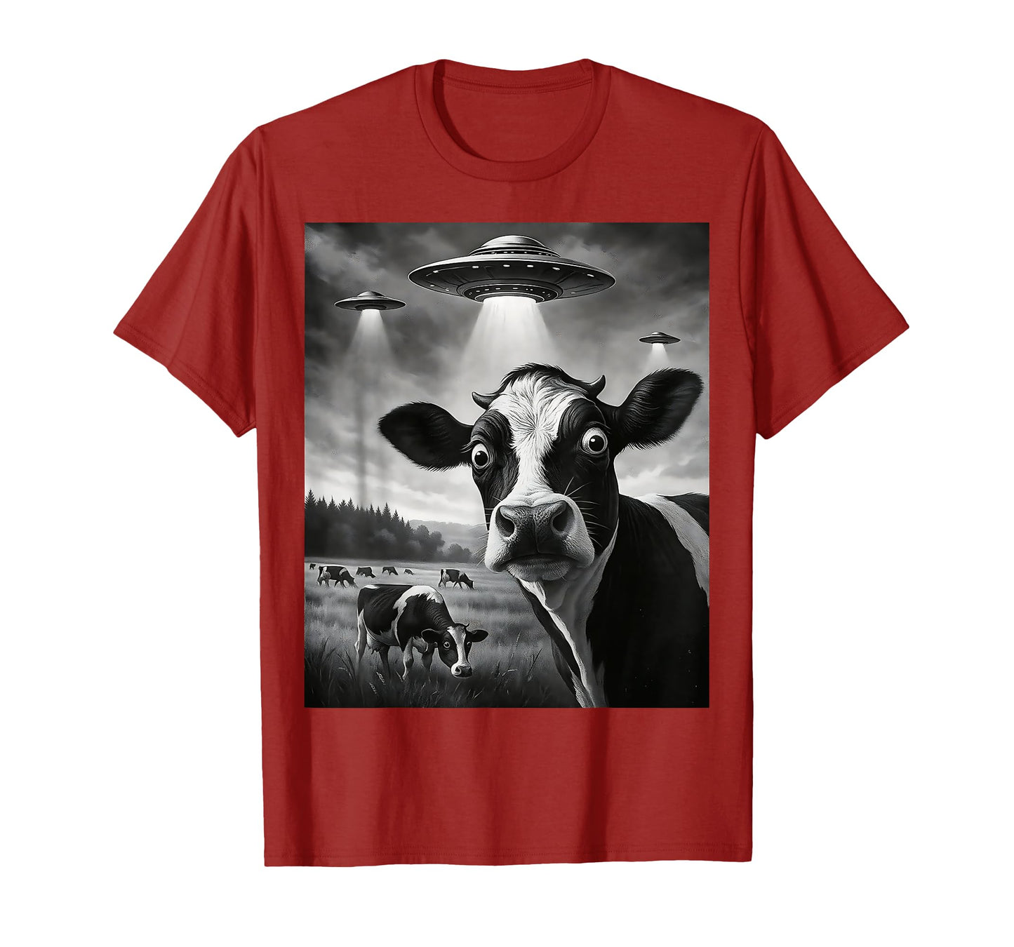 Funny Cow Selfie UFO Alien Humor Vintage Print Art Design T-Shirt
