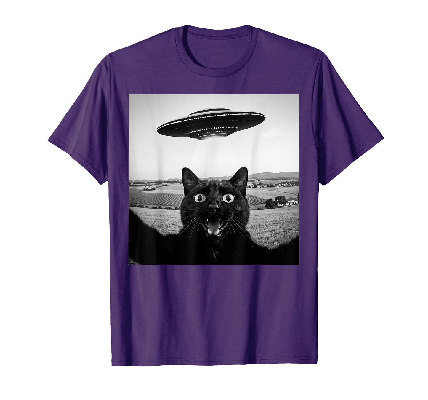 Black Cat Selfie UFO Alien Funny Gifts For Men Women Kids T-Shirt