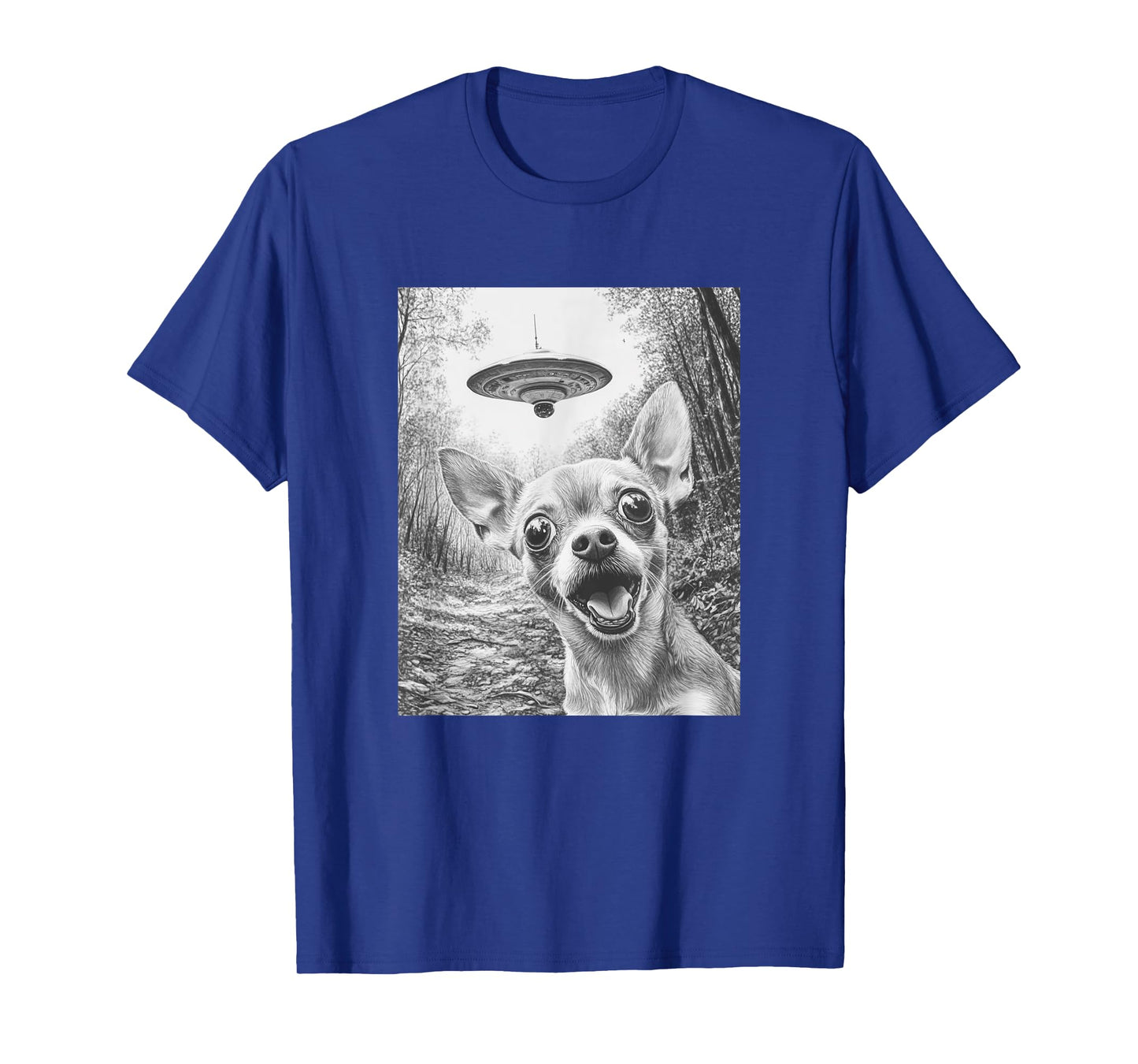 Funny Alien Chihuahua Selfie with UFO T-Shirt