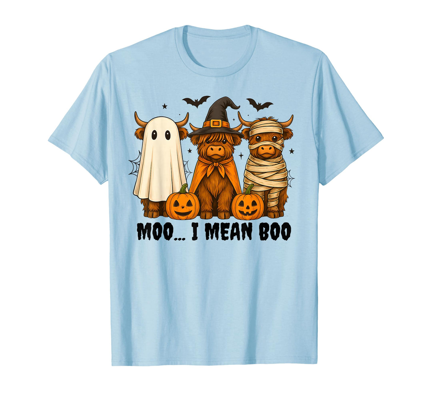 Moo I Mean Boo Funny Highland Cow with Halloween Costume T-Shirt