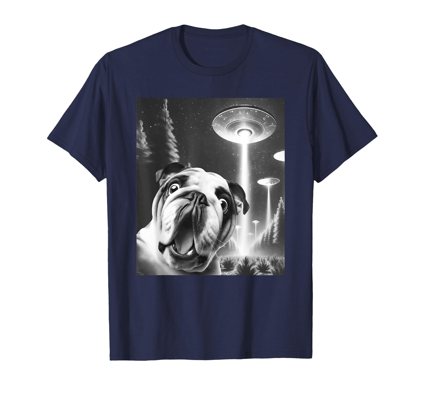 Funny English Bulldog Alien UFO Taking a Selfie Dog Mom Dad T-Shirt