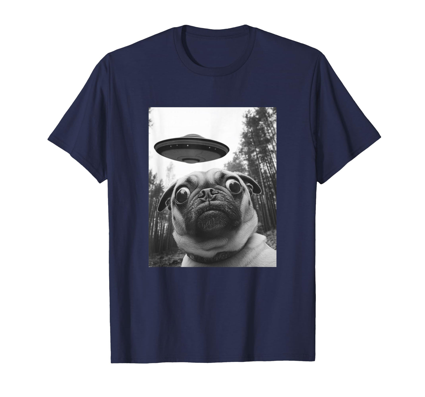 Funny Pug Selfie with UFO T-Shirt