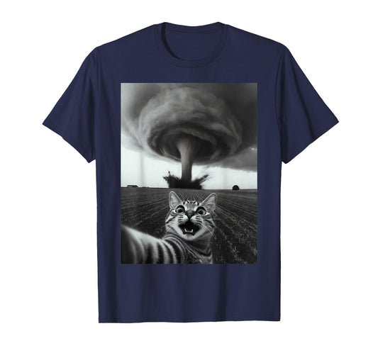 Funny Tornado Selfie Cat Meme – Cute Storm Weather Humor T-Shirt