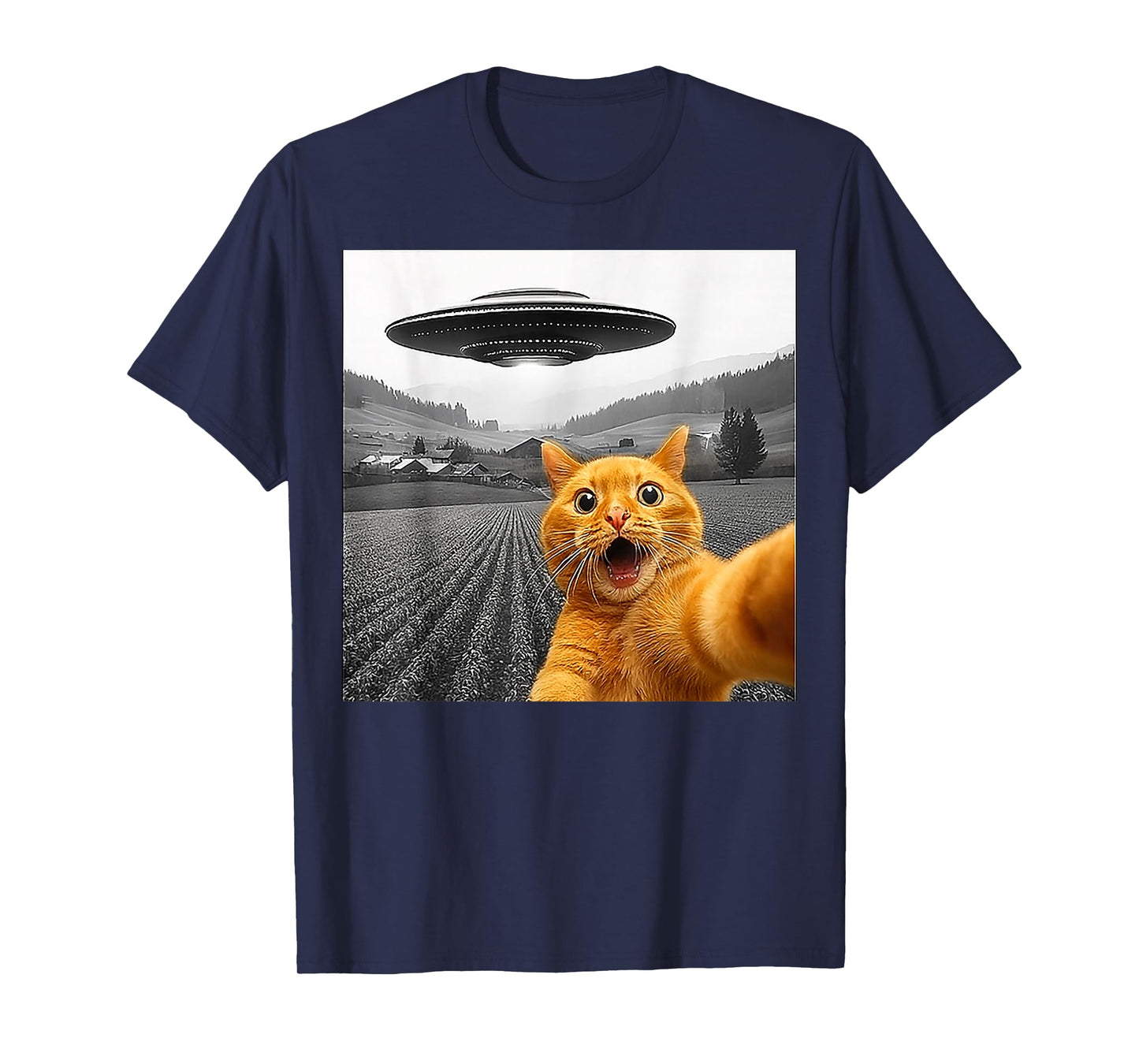 Cat Selfie With Alien UFO Funny Cat Gifts For Men Women Kid T-Shirt