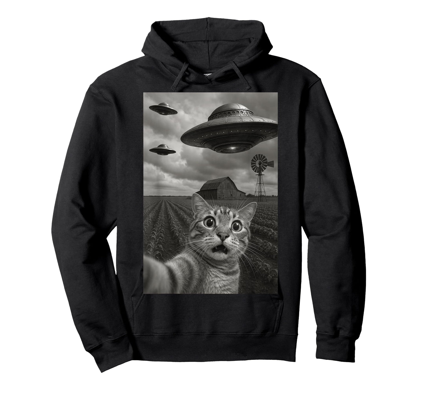 Wide Eyed Cat Selfie UFO Invasion Funny Rural Feline T-Shirt