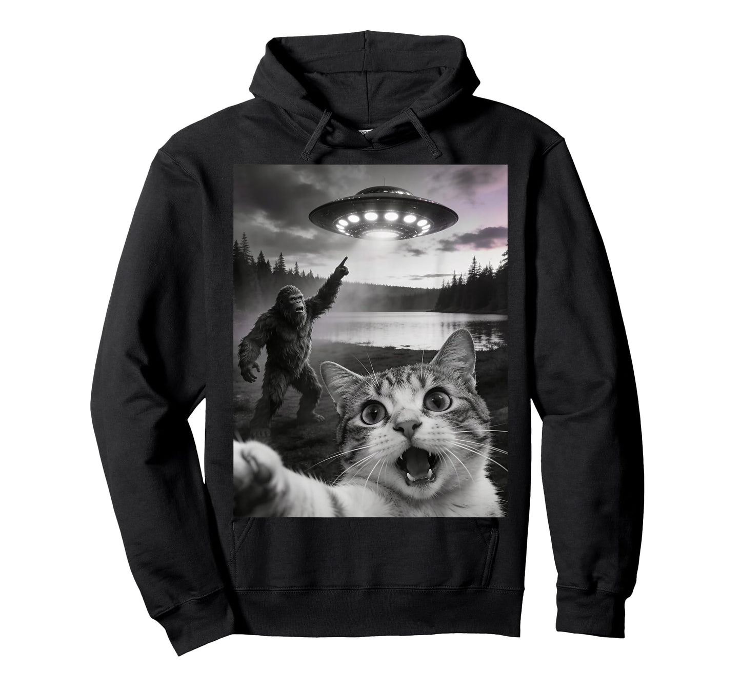 Cat Selfie Alien UFO Bigfoot Funny Cat T-Shirt