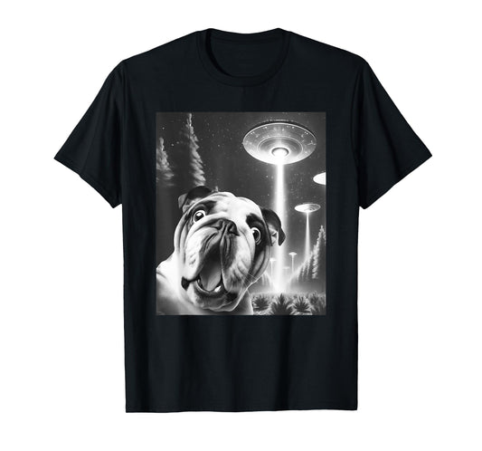 Funny English Bulldog Alien UFO Taking a Selfie Dog Mom Dad T-Shirt