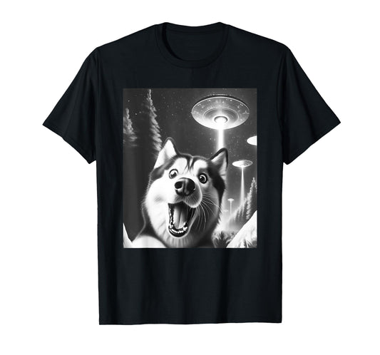 Funny Siberian Husky Alien UFO Taking a Selfie Dog Mom Dad T-Shirt