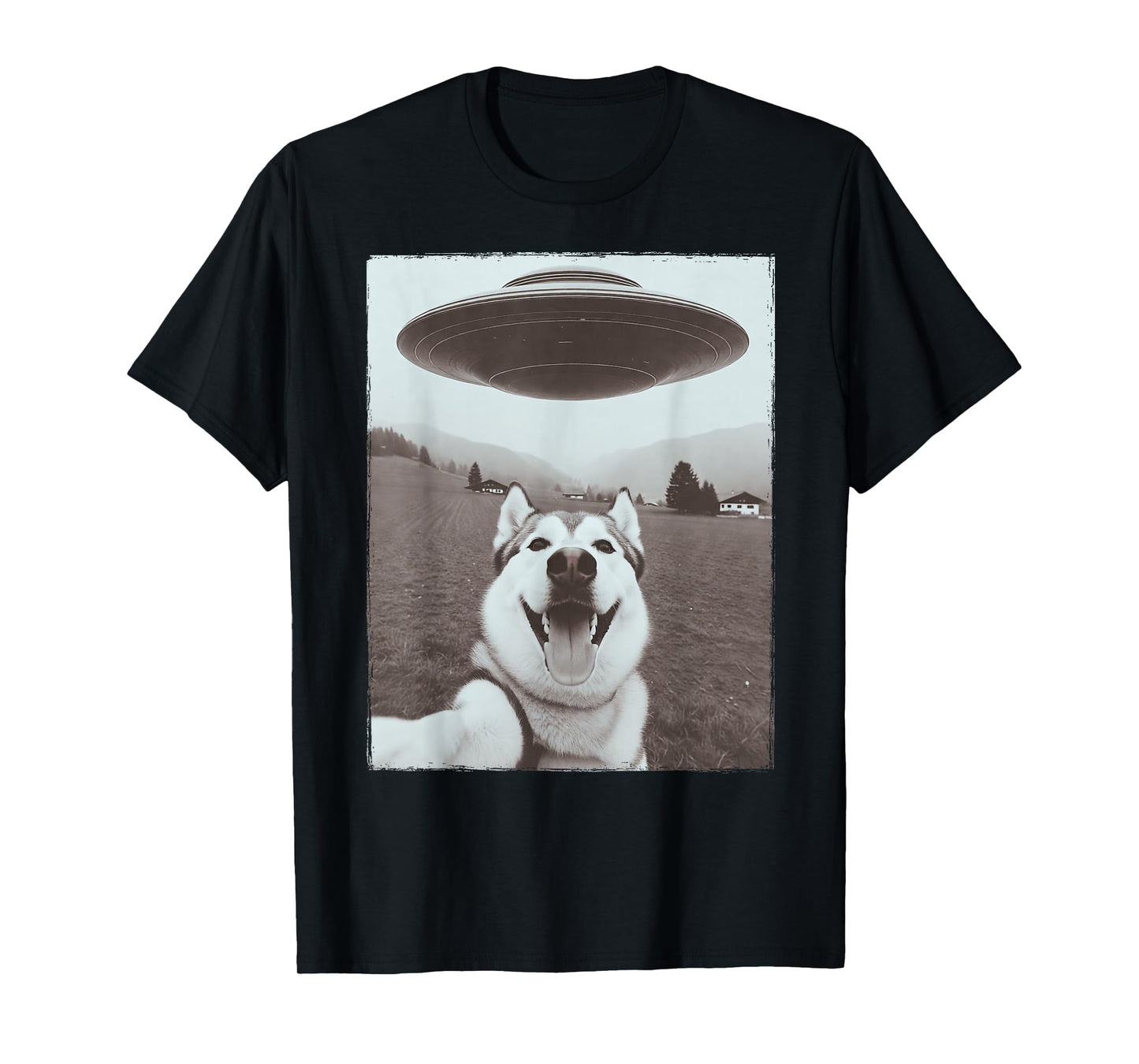 Happy Husky Selfie with Alien UFO Funny Dog Gift T-Shirt
