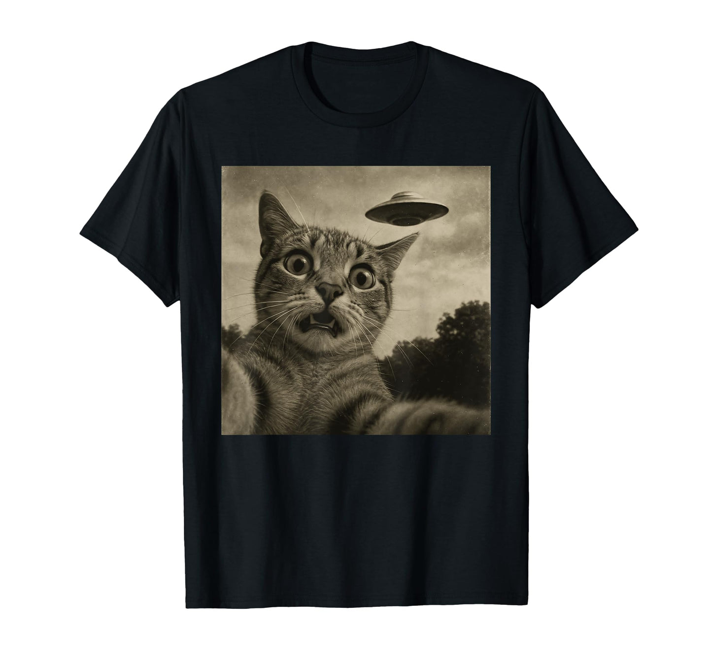 Funny Alien Cat Selfie with UFOs Idea Men Women Kids T-Shirt